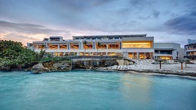 Jamaica: Luxe, All-Inclusive Royalton Negril Resort