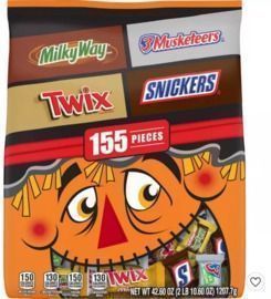 42.6oz/155-Count Snickers, Milky Way, 3 Musketeers, Twix Halloween Variety Pack