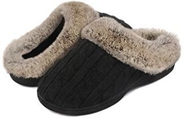 Soft Cable Knit Slippers (Various Colors)