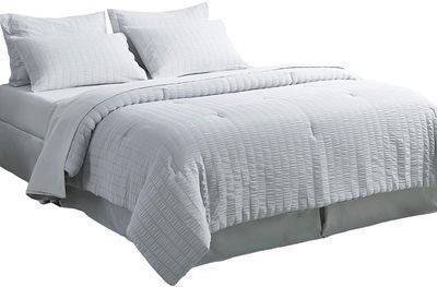 Bed in A Bag Comforter Set-8 Pieces