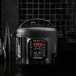 Star Wars Instant Pot Duo 6-Qt. Pressure Cooker